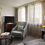The Hotel Bristol