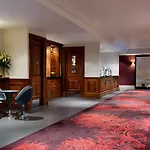 The Hotel Bristol