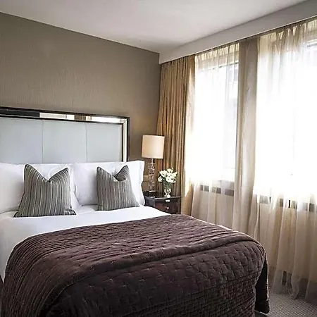 The Hotel 4*