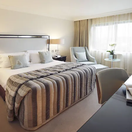 The Hotel Bristol